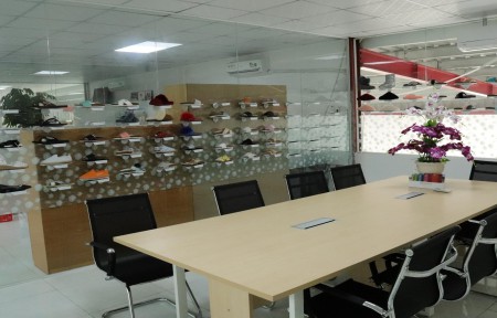 Showroom Thái Bình Thịnh